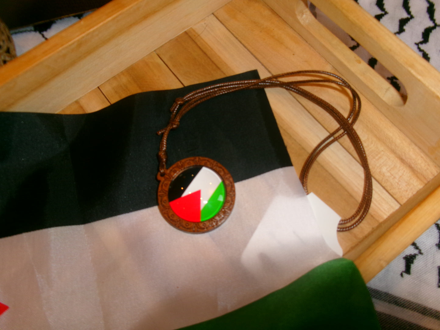 Collier rond drapeau de la Palestine