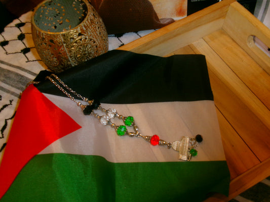 Collier perles et mosquée aux couleur de la Palestine